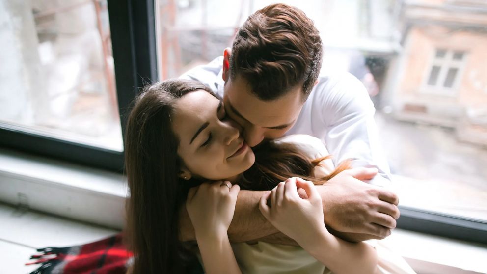 Conocé cuáles serán los signos del zodiaco que tendrán buenas noticias en el amor al inicio de julio.