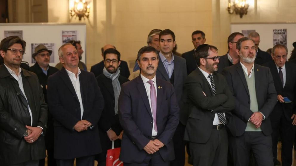 La Legislatura porteña inauguró una muestra para destacar rol del periodismo en la causa AMIA.