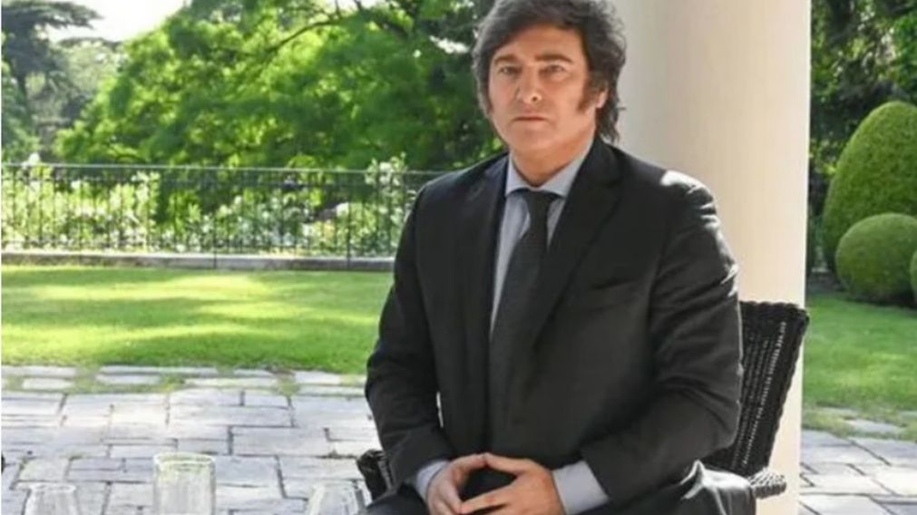 Javier Milei está en la Quinta de Olivos mientras avanza el debate por la Ley Bases.