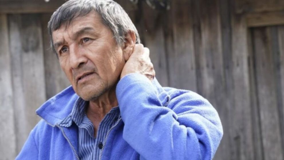 El papá de Loan desconfía de su hermana.