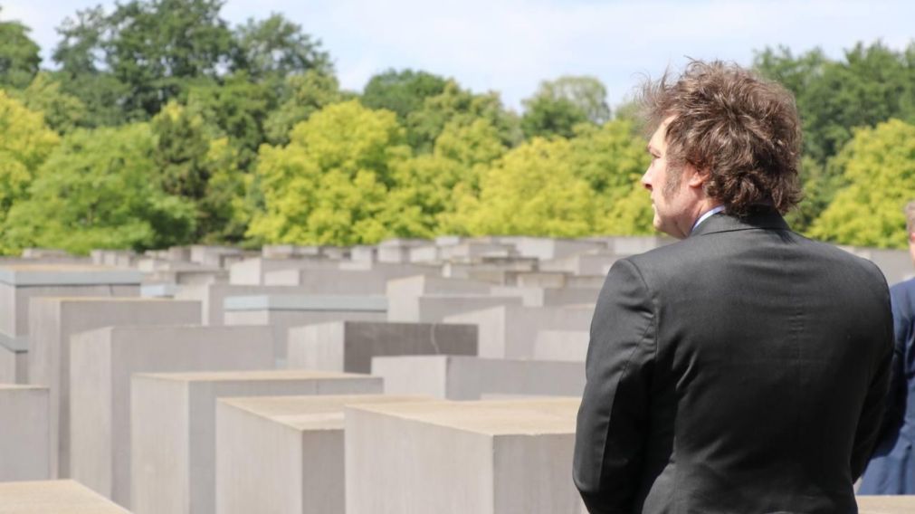 Javier Milei fue al monumento en memoria de los judíos asesinados de Europa.