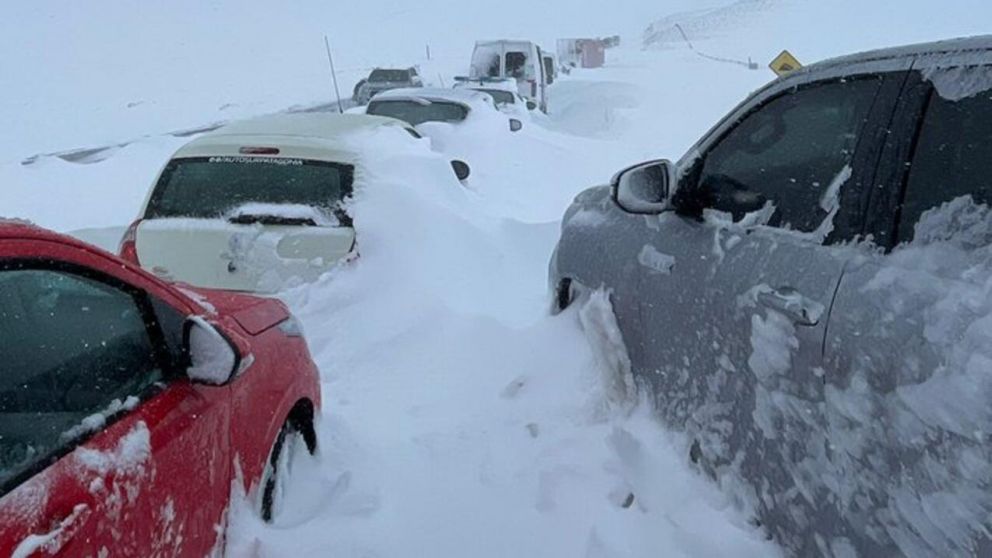 Intensas nevadas en la Patagonia argentina (Twitter).