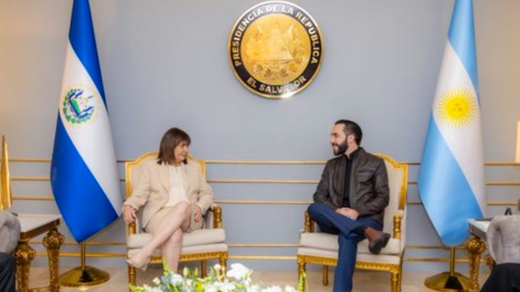 Patricia Bullrich viajó hasta El Salvador para reunirse con Nayib Bukele.
