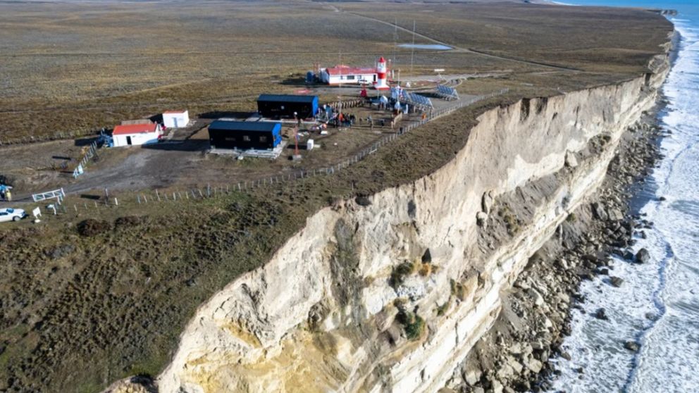 El gobierno argentino reconoció el "error involuntario" sobre el puesto de vigilancia que pasa tres metros la frontera con Chile.