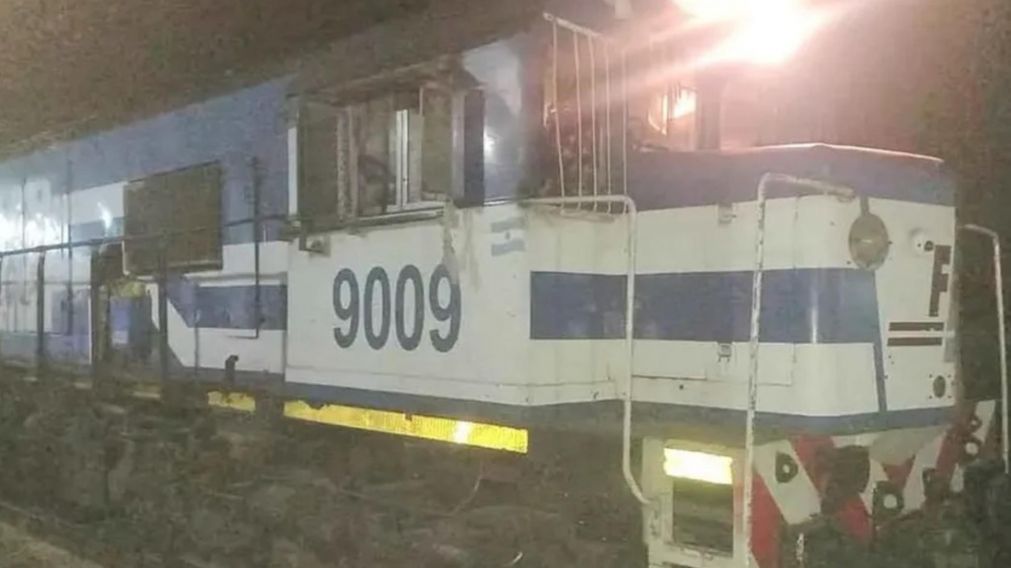 Un hombre se quedó dormido junto a las vías del ferrocarril donde fue impactado por un tren (Gentileza El Orden de Pringles).