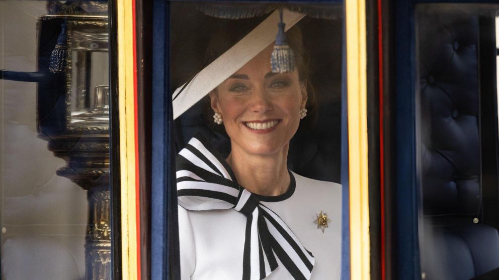 Kate Middleton reapareció ante el público después de algunos meses (Twitter).