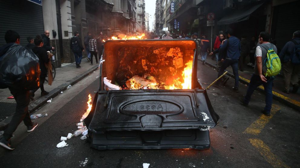 Jorge Macri anunció que el Gobierno porteño brindará una ayuda económica a los comercios afectados tras los incidentes en la zona del Congreso