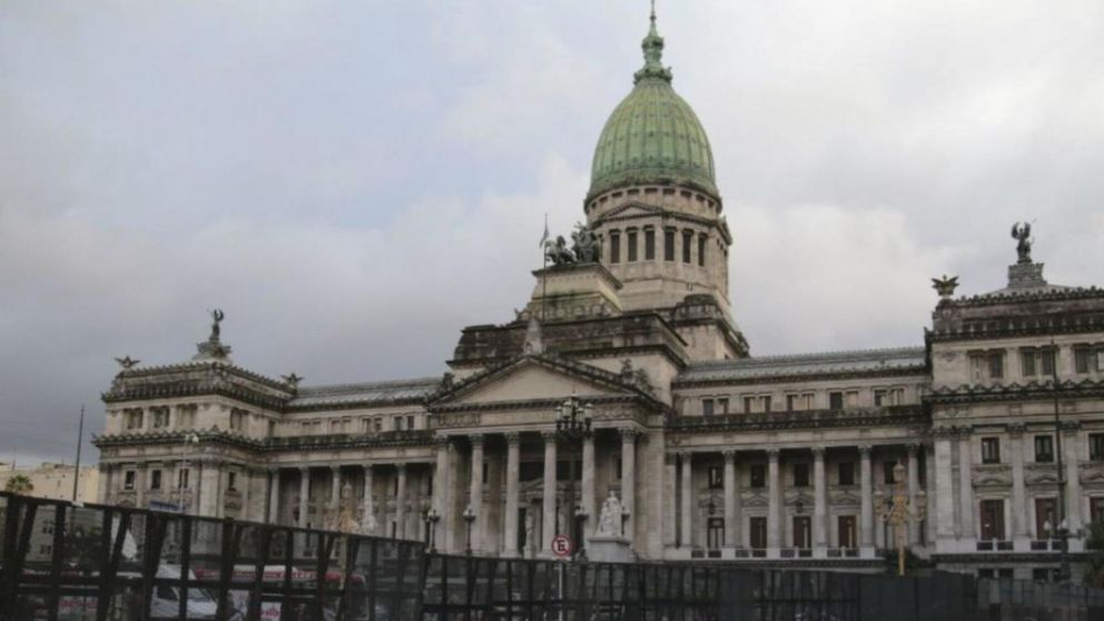 El trámite de la Ley Bases por el Congreso todavía no ha finalizado: ahora vuelve a Diputados.