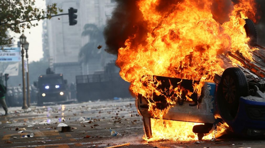 Jorge Macri, sobre los incidentes en Congreso: "No son manifestantes, son delincuentes"