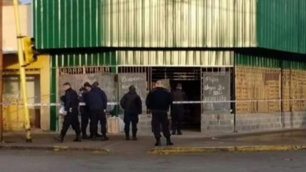 El depósito está situado en Escalera y Sorondo, en pleno barrio Norte de Allen.