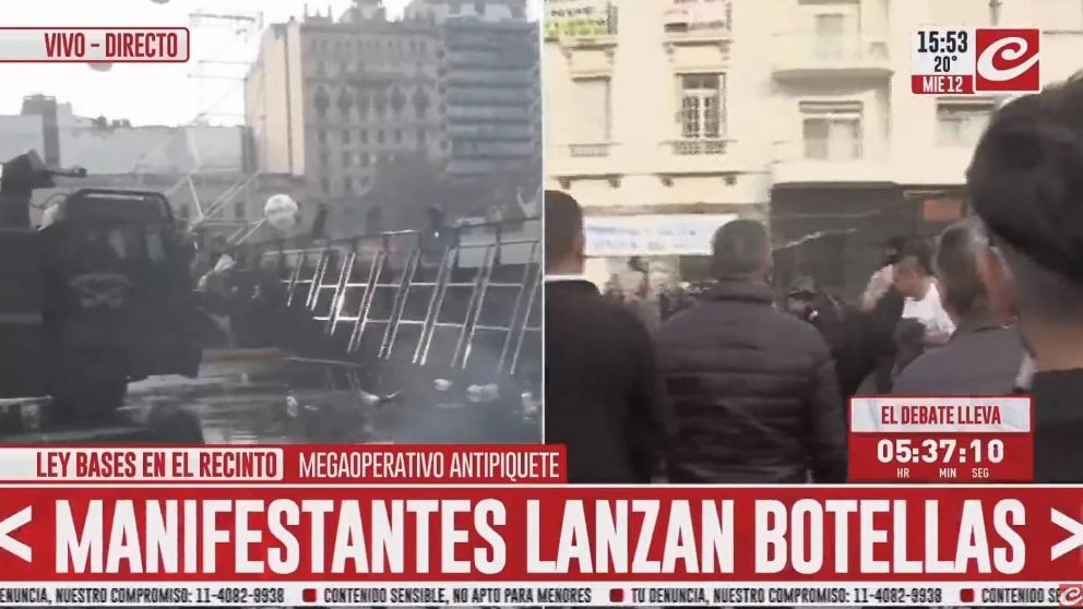 M�xima tensi�n en el Congreso: incidentes entre manifestantes y efectivos de fuerzas federales.