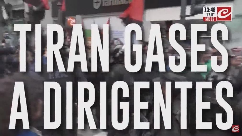 Represión en el Congreso: diputados fueron rociados con gas pimienta y recibieron asistencia
