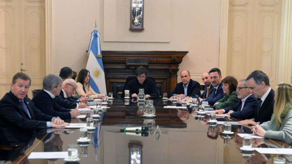 Javier Milei encabeza la reunión de Gabinete de Ministros en Casa Rosada (NA).