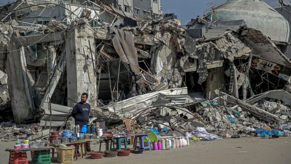 El plan aprobado por el Consejo de Seguridad de la ONU establece las condiciones para un �alto el fuego total y completo� en la Franja de Gaza.