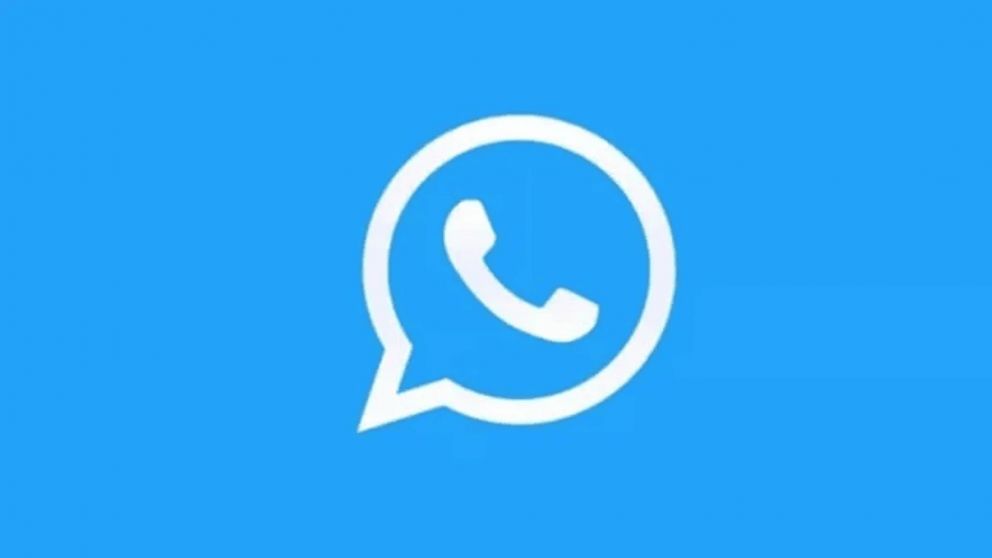 WhatsApp puede activar el modo azul.
