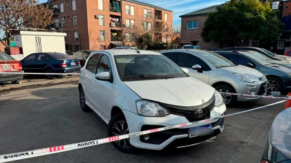 El auto desde el que dispararon fue abandonado y ser� periciado.