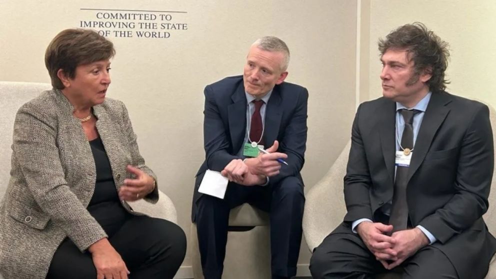 Pese a la advertencia, el organismo internacional reiter� su apoyo al plan econ�mico del Gobierno.