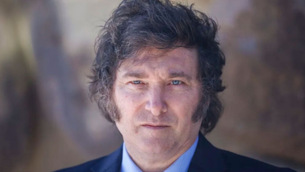 El Presidente anunció que no cobrará su jubilación de privilegio.