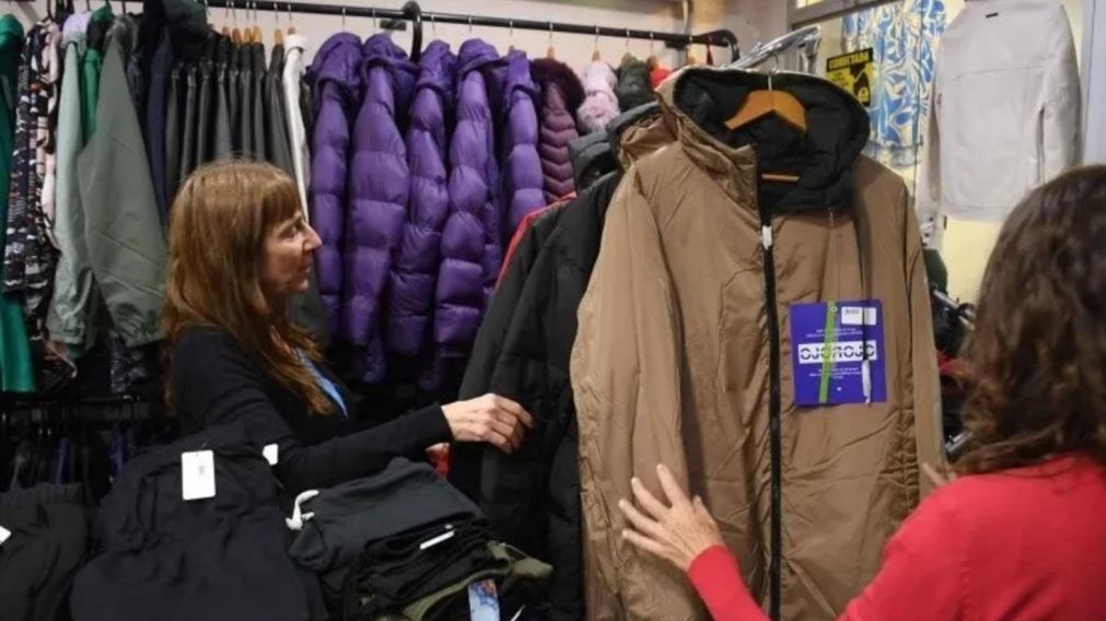 La venta de ropa cayó en algunas zonas de la ciudad, pero en otras se incrementó. (Crónica/Rubén Paredes).