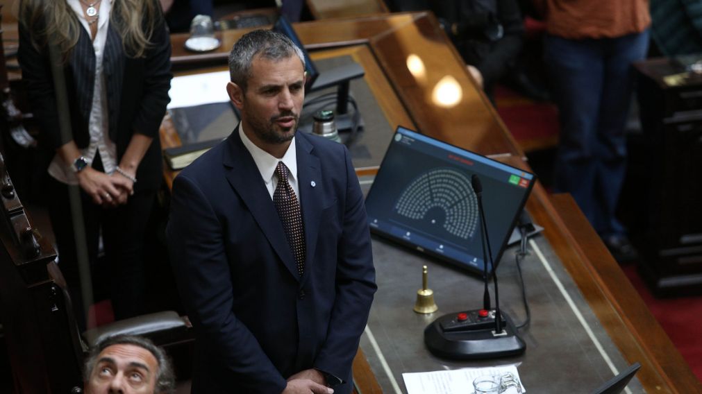 Mart�n Menem, titular de la C�mara de Diputados, aprob� el aumento de los legisladores nacionales (NA).