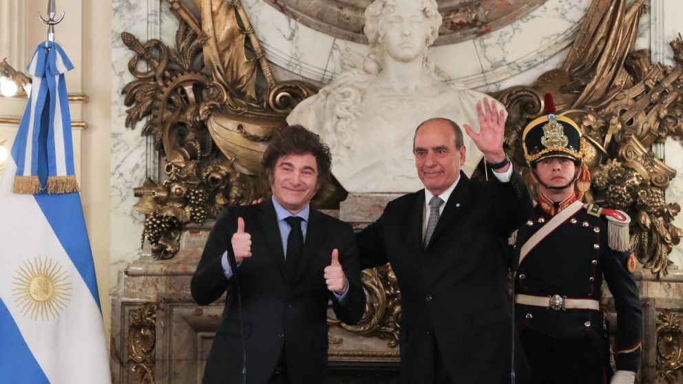 Javier Milei hizo oficiales los cambios tras la jura de Guillermo Francos como jefe de Gabinete.