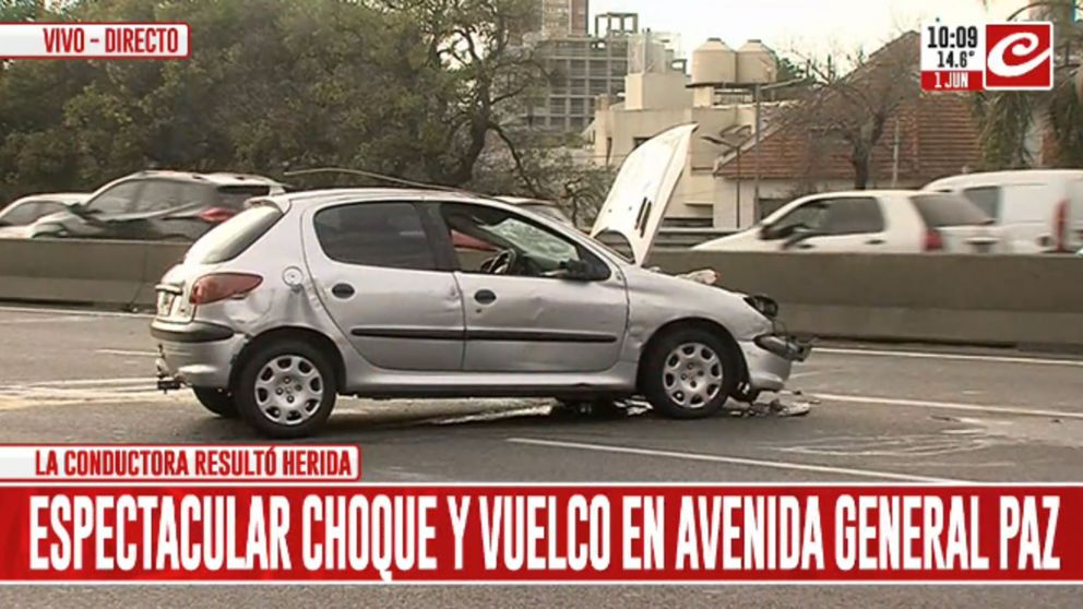 Impresionante choque y vuelco en plena General Paz