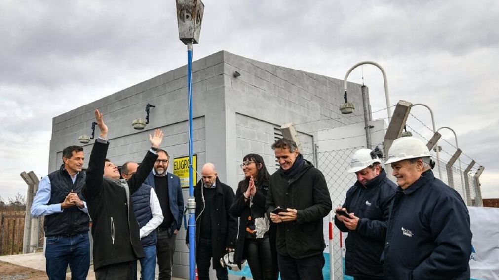 Axel Kiciloff criticó la gestión de Javier Milei durante la inauguración de una estación de gas.