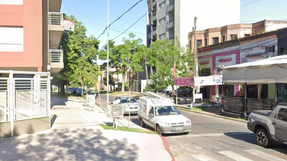 En ese barrio ocurrió el asalto que terminó con la víctima agredida a disparos (Google Street View).