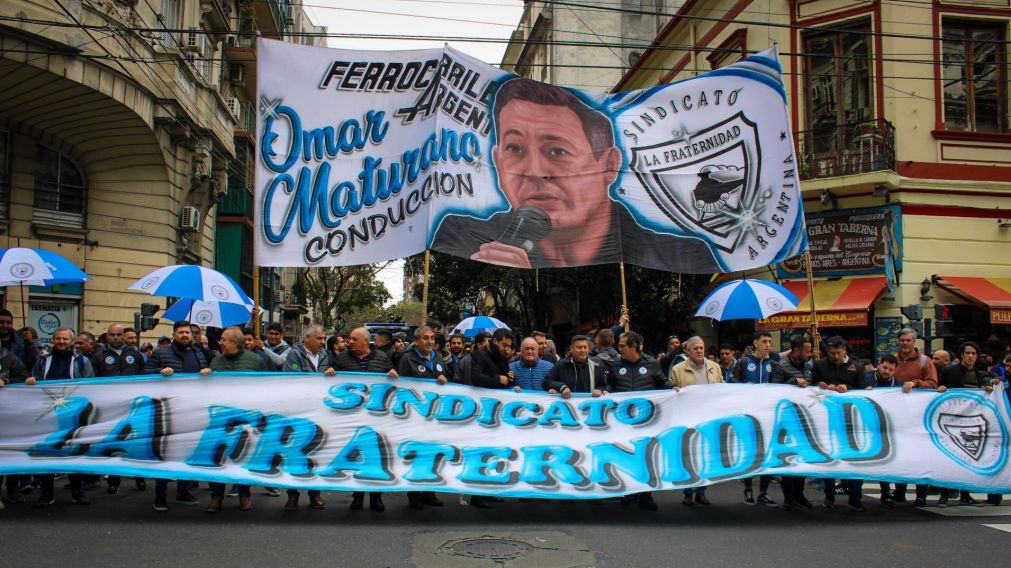 La Fraternidad confirmó la convocatoria a un paro de 24 horas para el martes.