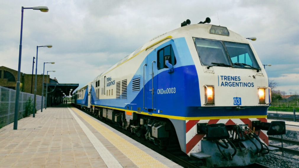 Ya están a la venta, cuanto salen los boletos de tren para ir a la Costa.
