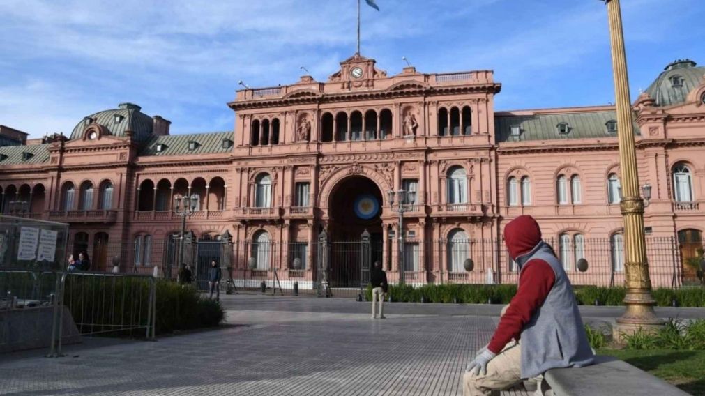 El Gobierno ratificó que el próximo 30 de junio habrá nuevos despidos en el Estado.