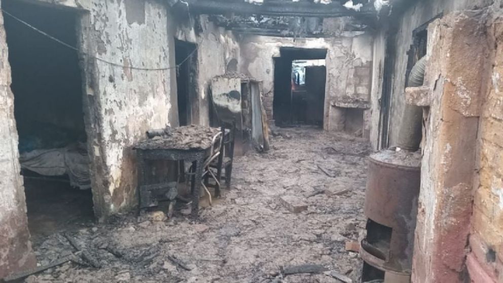 Drama en Mendoza: una chica de 15 años murió en un incendio en General Alvear