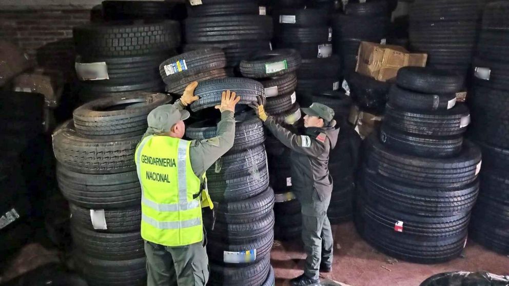 ¡Sigue girando! Secuestran 512 neumáticos extranjeros ingresados de contrabando.