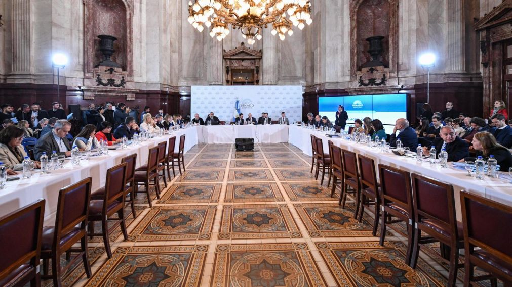 C�mo sigue el debate por la Ley Bases.