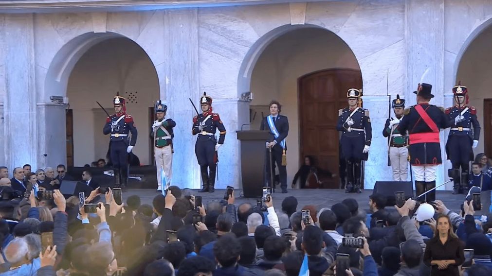 Javier Milei habla por cadena nacional en Córdoba para el acto por el 25 de Mayo.