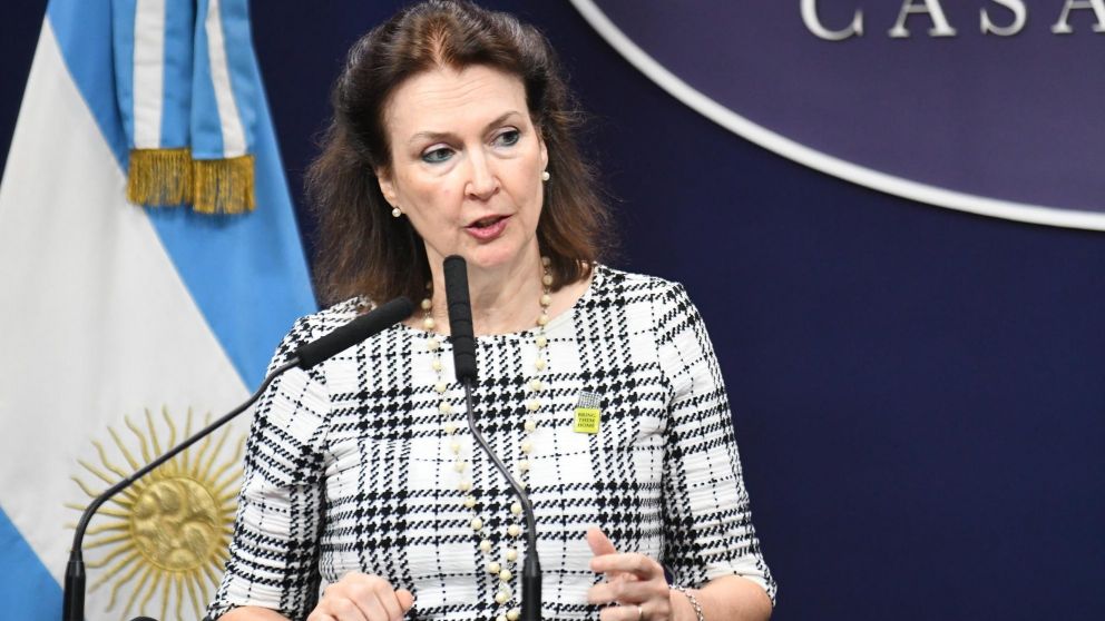 La canciller explicará los ejes de la política exterior del gobierno de Javier Milei.