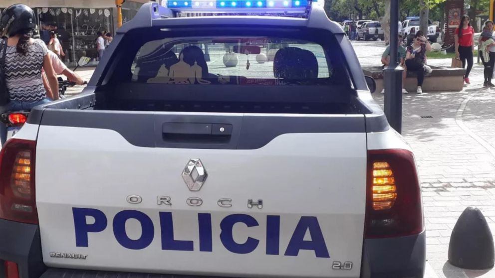 El agresor quedó detenido por el violento hecho.