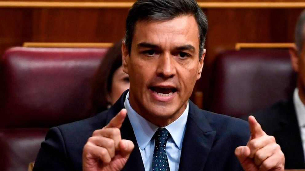 Pedro Sánchez cuestionó a Milei por no retractarse.