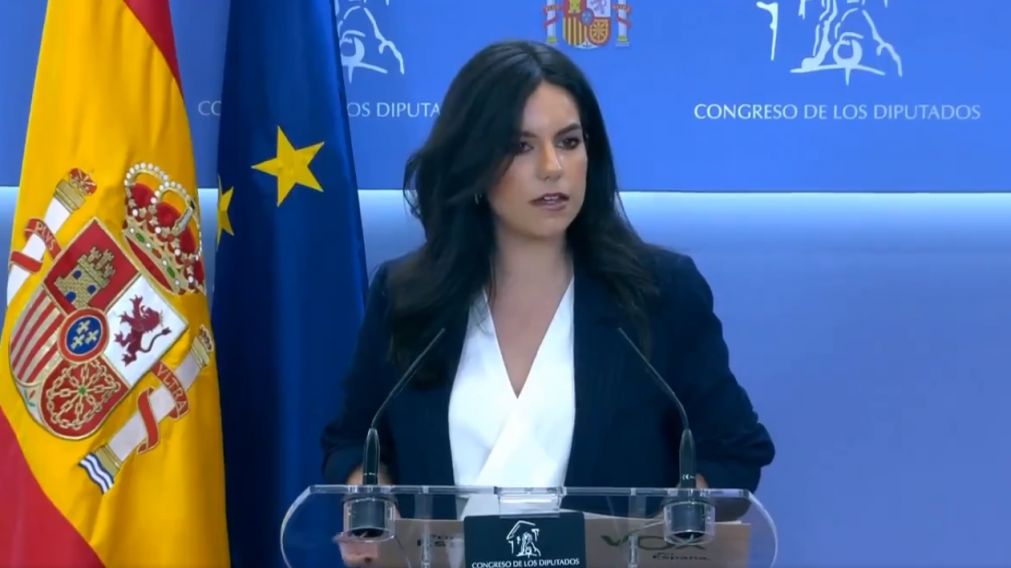 “Es un conflicto que inició el gobierno de España", dijo la portavoz de VOX en el video que retuiteó Milei.