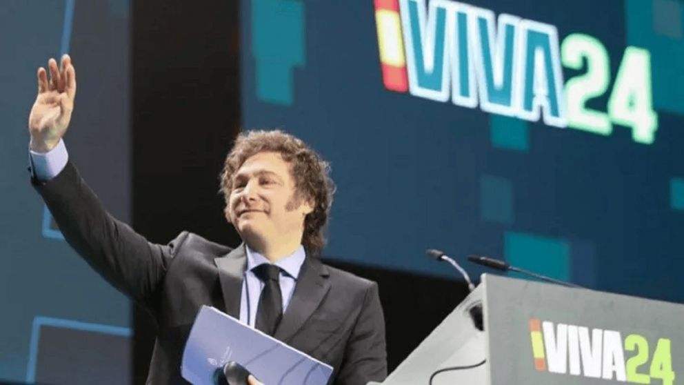 Javier Milei culpó al kirchnerismo por el conflicto con España y Pedro Sánchez.