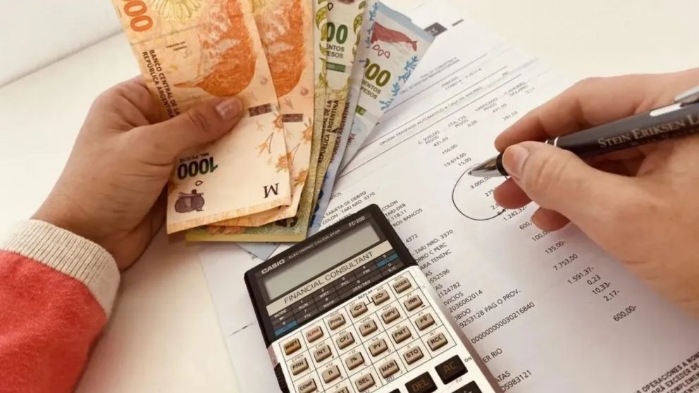 Cómo calcular el aguinaldo que se cobra en junio.