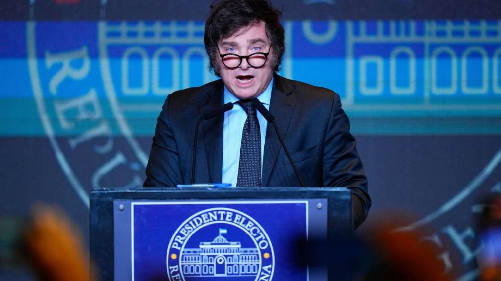 Javier Milei ratific� su intenci�n de competir por una reelecci�n en 2027, pero puso una condici�n.