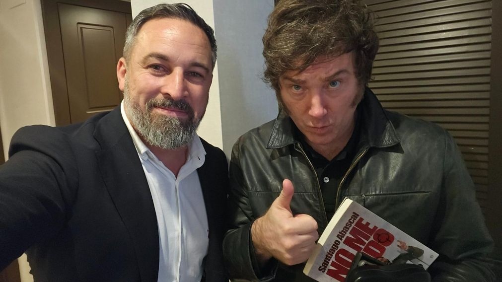 Javier Milei está en España y se reunió con Santiago Abascal.