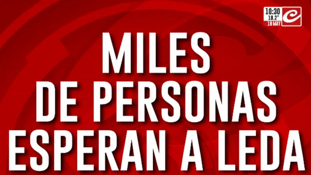 Quién es Leda Bergonzi, la sanadora que convoca a miles de personas