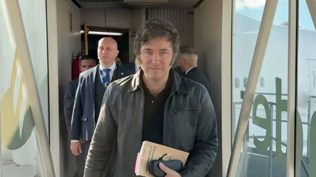 El Presidente partirá esta tarde rumbo a España para participar de la cumbre "Europa Viva 24", un evento organizado por el líder del partido ultraderechista Vox.