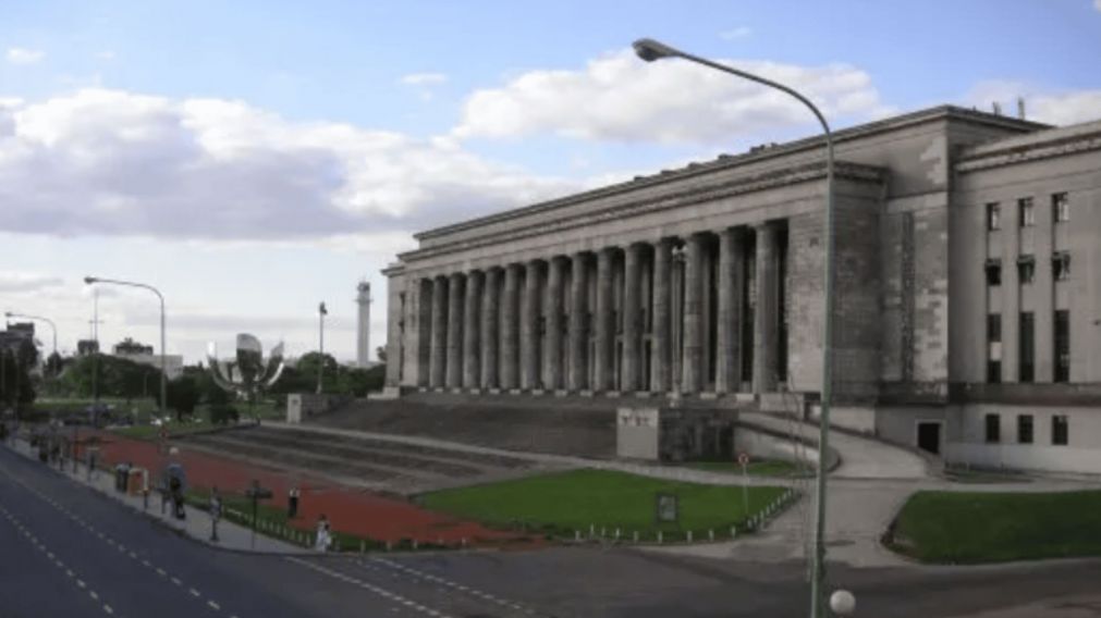 El acuerdo de la UBA con el Gobierno desató polémica en el ámbito universitario