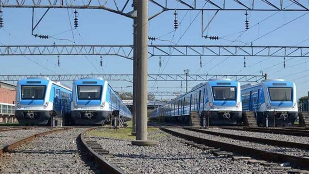 Los colectivos reforzarán los servicios del Tren Roca (Imagen ilustrativa).
