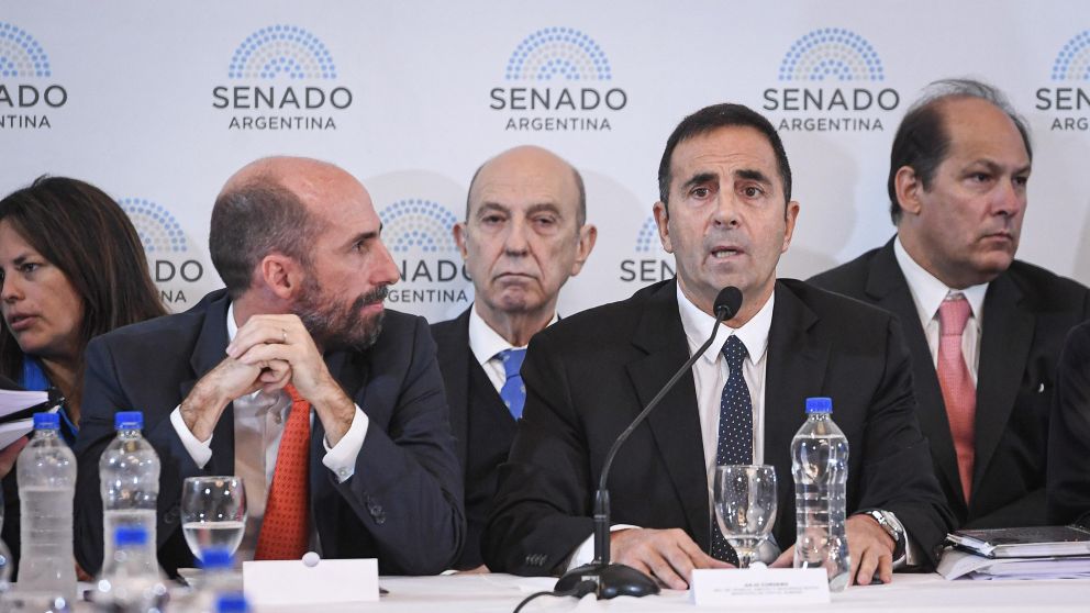 Ley Bases: con la presencia de funcionarios, así fue la primera parte del debate en el Senado.