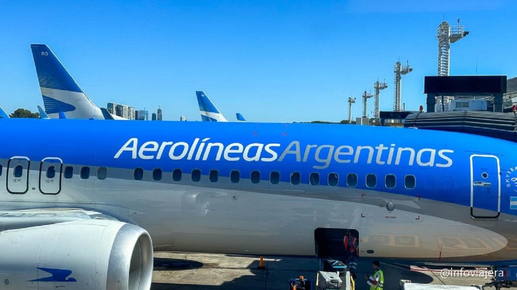 Aerol�neas Argentinas alert� sobre posibles cambios de horario en los vuelos de este lunes.