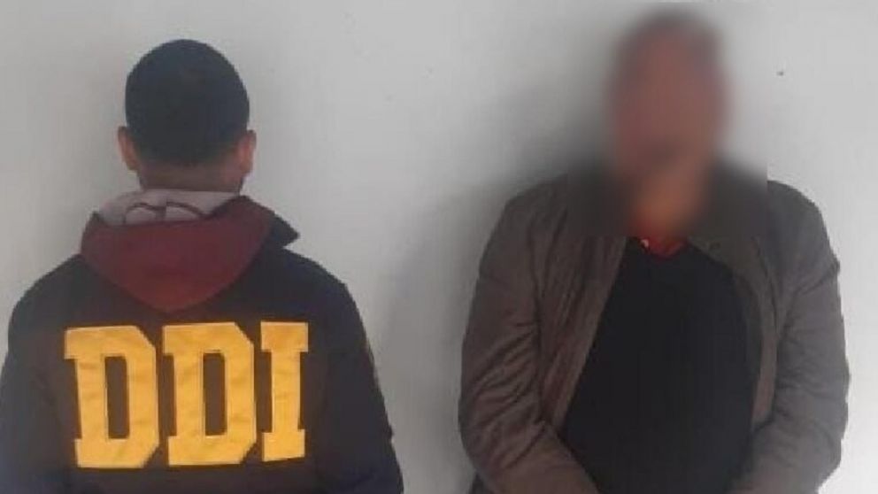 Este es el sujeto que fue capturado por los efectivos policiales.